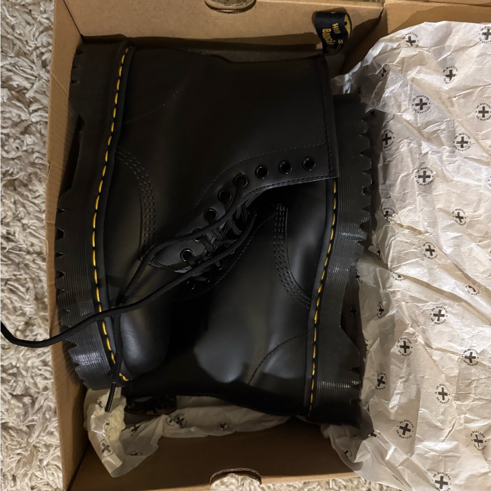 Dr. Martens 1460 8-Eye Boot Receipt